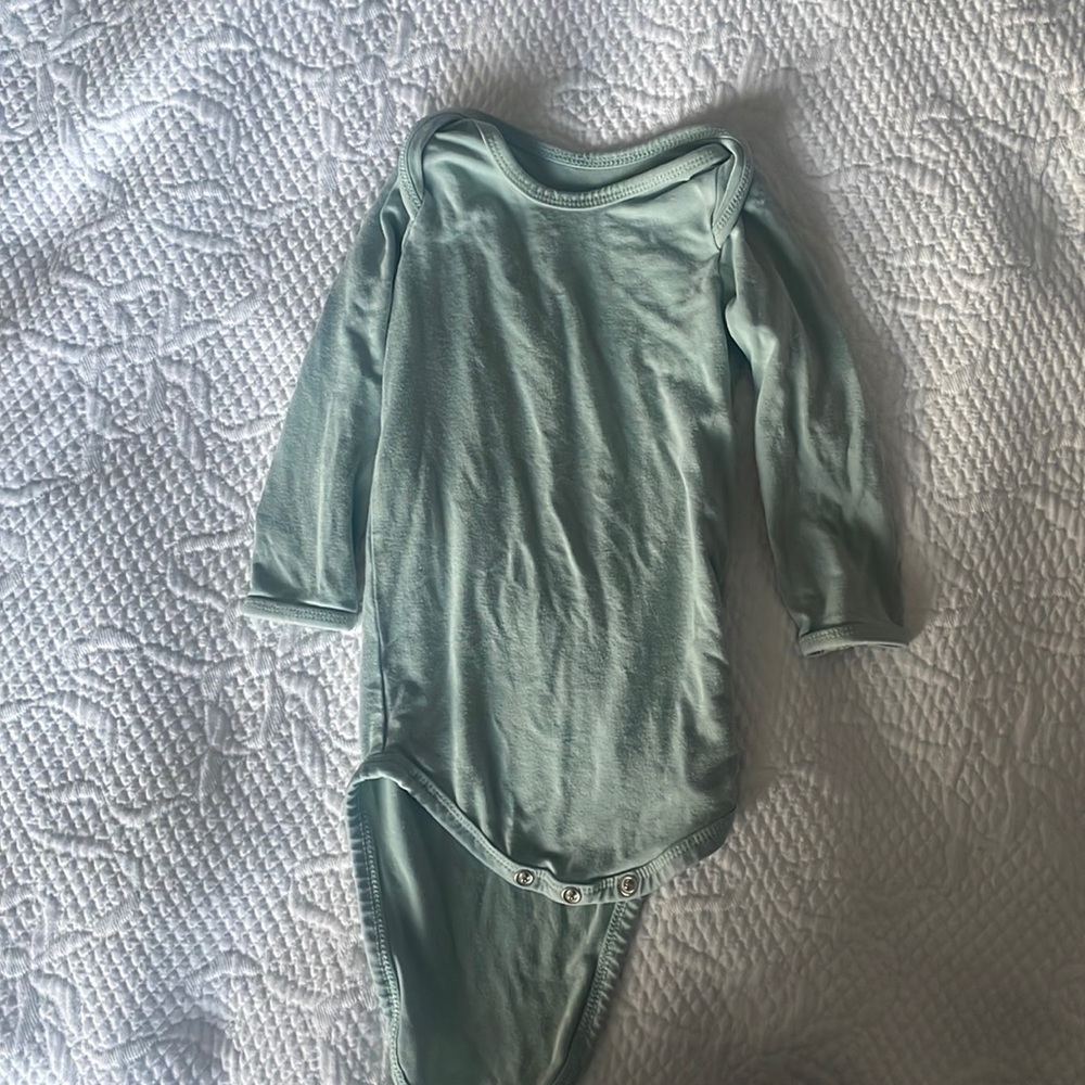 Kyte baby long sleeve bodysuit